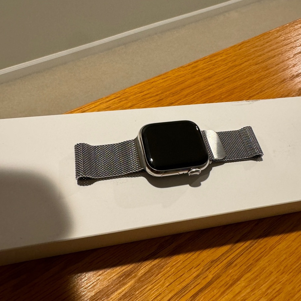 Apple Watch Series 9 Silver Stainless Steel Milanese Loop - 41MM